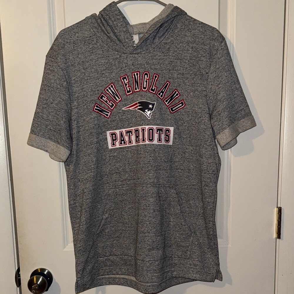 XXL Patriots boys youth Short Sleeve Gray Hooded‎ NFL t shirt